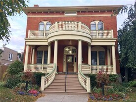 455 Franklin St in Buffalo, NY - Building Photo