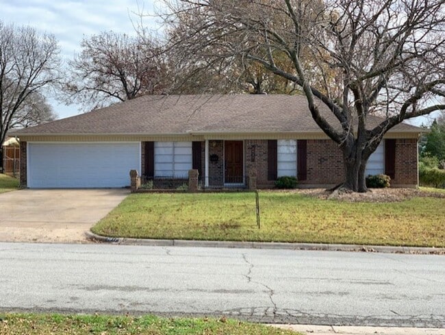 property at 3917 Van Deman Dr