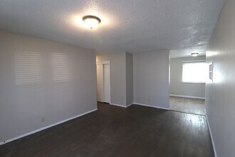 1119 Fair St in Junction City, KS - Building Photo - Building Photo