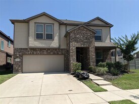 108 Gannet Trl in Argyle, TX - Building Photo