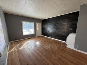 1114 W Keefe Ave in Milwaukee, WI - Building Photo - Building Photo