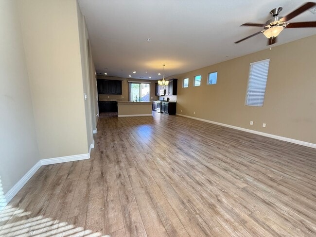 6166 Allen Cove Ct in Las Vegas, NV - Building Photo - Building Photo