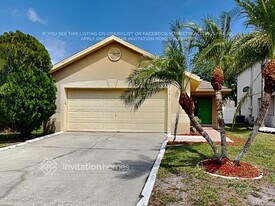2417 Knightsbridge Blvd in Kissimmee, FL - Building Photo