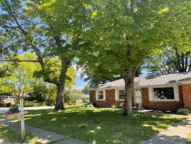 166 Prophet Dr in West Lafayette, IN - Building Photo - Building Photo