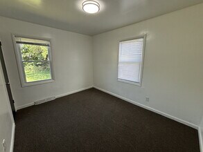 1027 Colfax St in Gary, IN - Building Photo - Building Photo