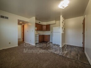 1115 N College Dr in Maryville, MO - Building Photo - Building Photo