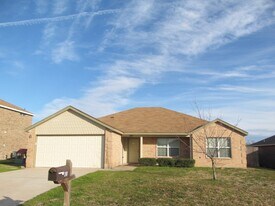 2111 S Madison Ct in Belton, TX - Building Photo