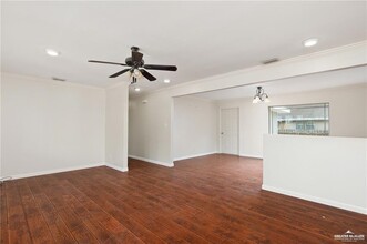 7800 S Estrella St in Pharr, TX - Building Photo - Building Photo