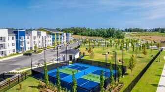 The Hamilton in Hot Springs National Park, AR - Building Photo