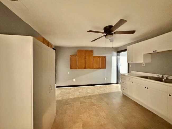 268 E Loudon Ave