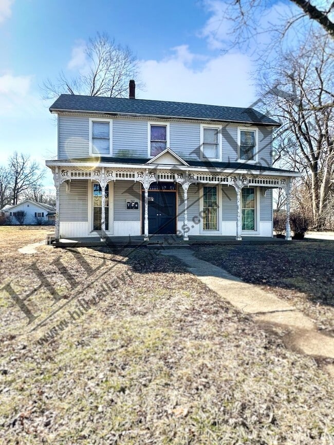 property at 503 E Voorhees St