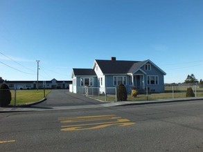 5064 Vance St in Eureka, CA - Foto de edificio - Building Photo