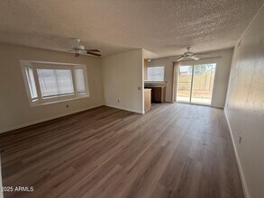 3124 W Mohawk Ln in Phoenix, AZ - Building Photo - Building Photo