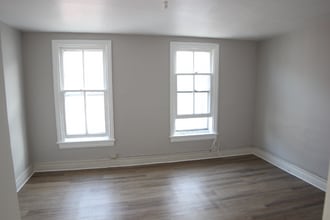 1135 Oak St in Allentown, PA - Building Photo - Building Photo