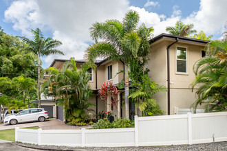 Pham Mokulele Estates in Kaneohe, HI - Foto de edificio - Building Photo