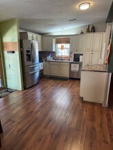 638 N Edgewater Dr in Plant City, FL - Building Photo - Building Photo