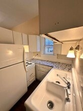 1016 Haskell Ave, Unit #1 in Rockford, IL - Building Photo - Building Photo