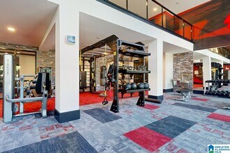 3560 Grandview Pkwy in Birmingham, AL - Building Photo - Building Photo