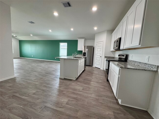 2216 Laurel Bloom Ln in Sealy, TX - Building Photo - Building Photo