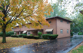 3142-3148 Northwest Blvd Apartments