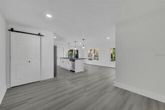 920 Lockhart St in Daytona Beach, FL - Building Photo - Building Photo