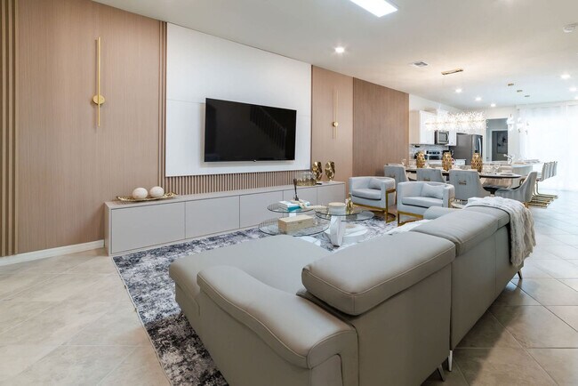 15871 Cape Coral Lp in Clermont, FL - Building Photo - Building Photo