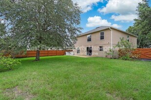 172 King Arthur Ct in St. Augustine, FL - Building Photo