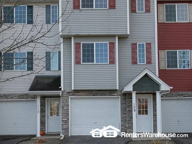 109 19th Ave SE in Cambridge, MN - Foto de edificio - Building Photo