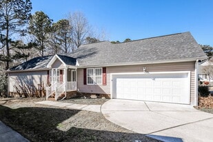 305 Occidental Dr in Holly Springs, NC - Building Photo