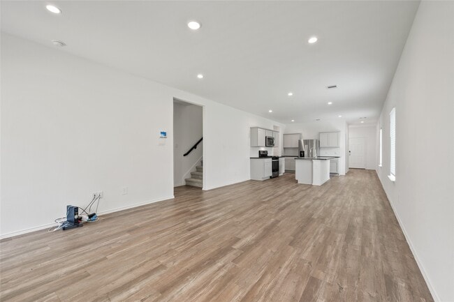 property at 5210 Twin Acorn Ct