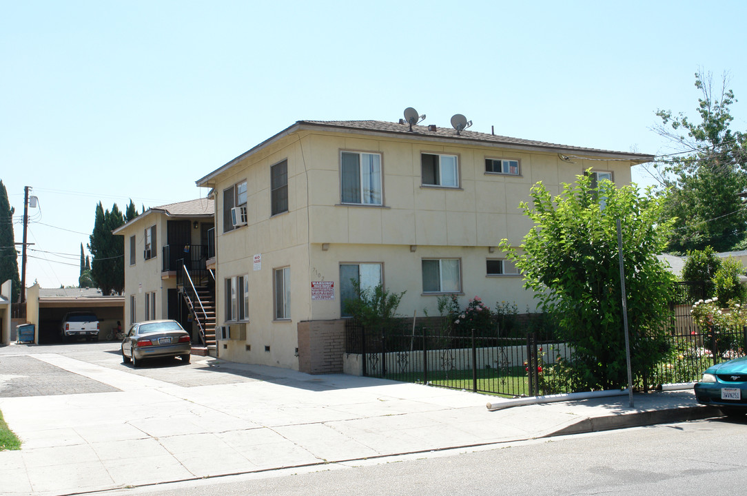 7102 Ethel Ave in North Hollywood, CA - Building Photo