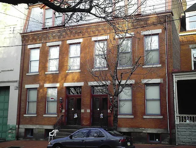 property at 1434 Sheffield St