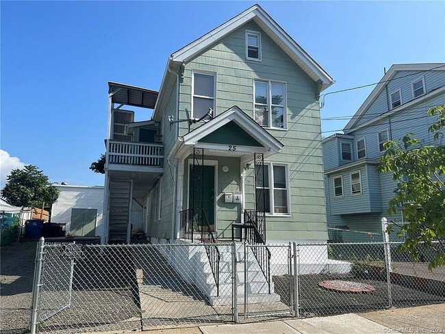 25 Wolcott St, Unit #1