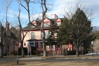 Hearthstone Inn Apartments in Colorado Springs, CO - Building Photo - Building Photo