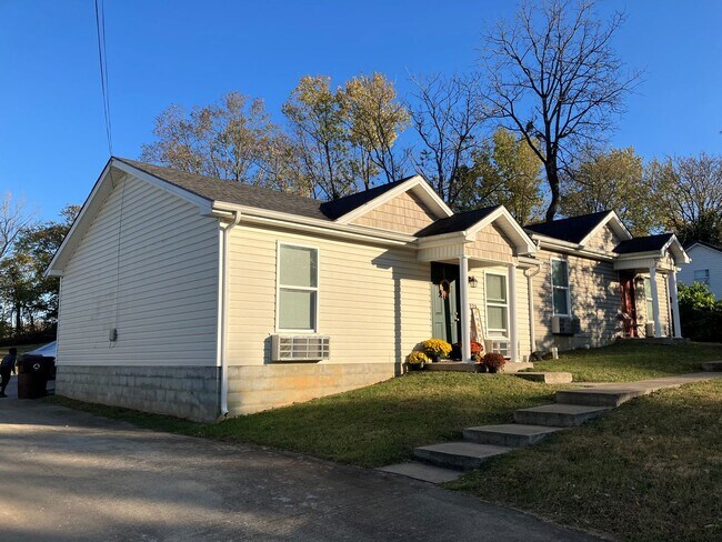 222 Mutual Ave in Winchester, KY - Building Photo - Building Photo