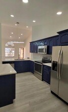 1430 SW 85th Terrace in Pembroke Pines, FL - Building Photo - Building Photo