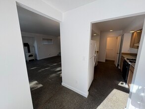 1512 14th St in Anacortes, WA - Building Photo - Building Photo