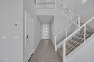 440 Harmony Bay Ave in Las Vegas, NV - Building Photo - Building Photo
