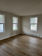 337 Montcalm St in Chicopee, MA - Building Photo - Building Photo