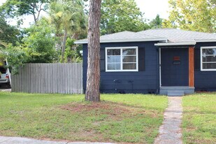 849 58th Avenue Northeast, Unit 849 58th Ave NE in St. Petersburg, FL - Building Photo