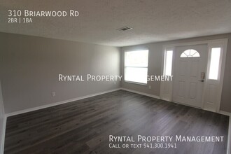 310 Briarwood Rd in Venice, FL - Building Photo - Building Photo