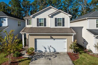 Silver Creek Crossing in Jacksonville, FL - Building Photo - Building Photo
