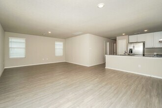 13719 Bucket Way in San Antonio, TX - Building Photo - Building Photo