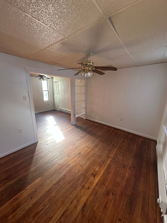 728 Glen Pl in York, PA - Building Photo - Building Photo