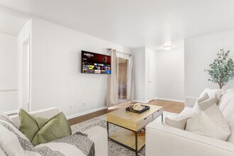2800 Escada Dr in Farmers Branch, TX - Foto de edificio - Building Photo