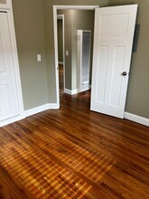 14801 Burbank Blvd, Unit 14801 Burbank Blvd in Van Nuys, CA - Foto de edificio - Building Photo