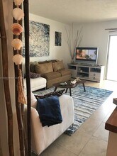 320 S Surf Rd in Hollywood, FL - Building Photo - Building Photo