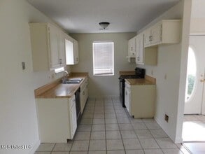 6761 Maury Dr in Olive Branch, MS - Building Photo - Building Photo