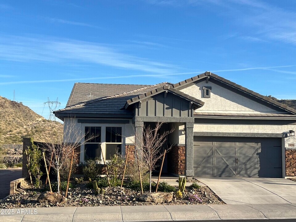 16790 W Allen St. in Goodyear, AZ - Building Photo