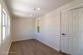 7341 S Maryland Ave in Chicago, IL - Building Photo - Building Photo